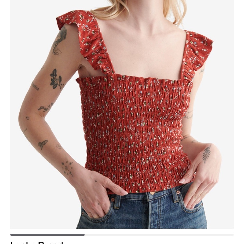 Lucky Brand Red Sleeveless Smocked Printed Top